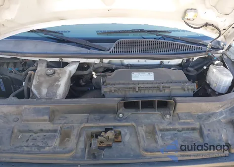 2018 Chevrolet Express 2500 Work Van from USA, damaged, VIN 1GCWGAFPXJ1316629